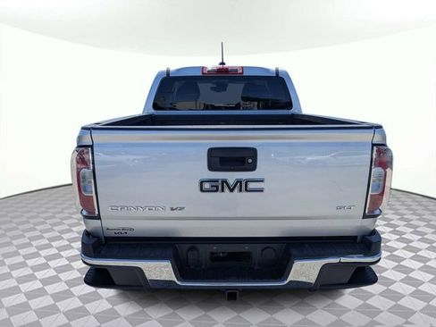Used 2018 GMC Canyon SLT w/ Driver Alert Package RWD image 4