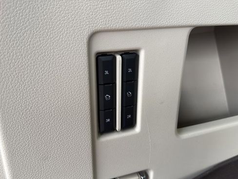 Used 2021 Lincoln Navigator Reserve image 21