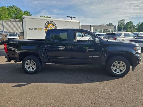 Used 2021 Chevrolet Colorado LT w/ LT Convenience Package AWD/4WD image 5