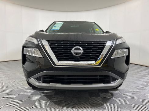 Used 2023 Nissan Rogue SV image 5