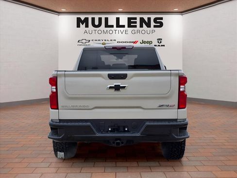 New 2026 Chevrolet Silverado 1500 ZR2 image 6