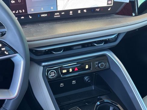 New 2025 Audi Q5 2.0T Premium image 34