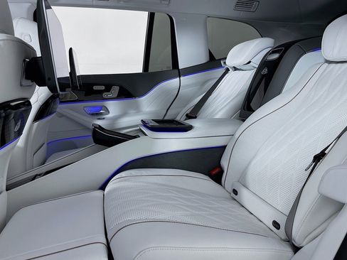 New 2026 Mercedes-Benz Maybach GLS 600 4MATIC image 8