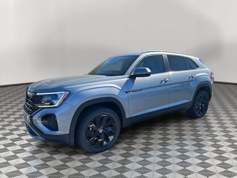 New 2026 Volkswagen Atlas Cross Sport SE FWD image 7