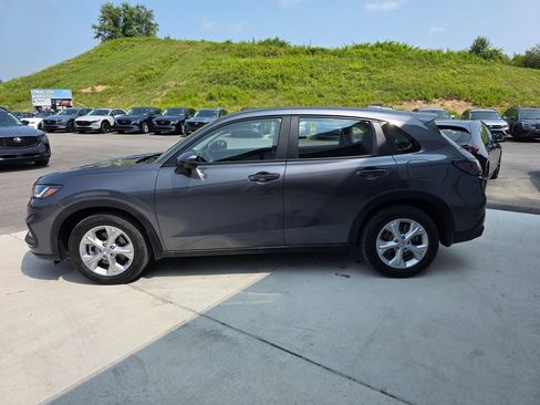 Used 2025 Honda HR-V LX image 4
