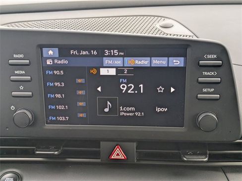 Certified 2025 Hyundai Elantra Sport image 17