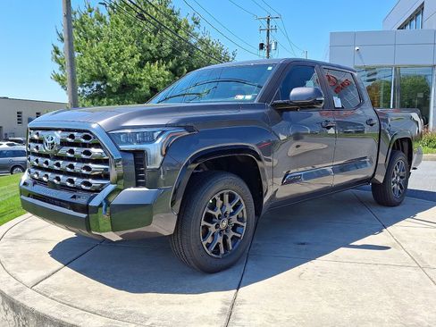 New 2026 Toyota Tundra Platinum AWD/4WD image 3