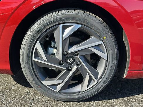 Certified 2024 Hyundai Elantra SEL w/ Convenience Package image 14