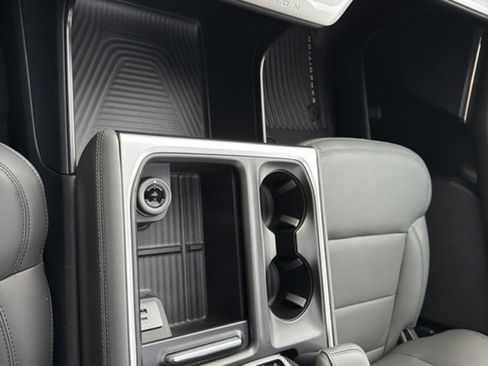 New 2026 Ford Expedition Max Active image 30