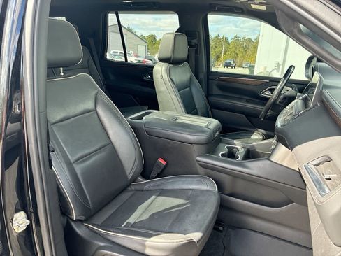 Used 2021 Chevrolet Tahoe Premier w/ Premium Package image 29