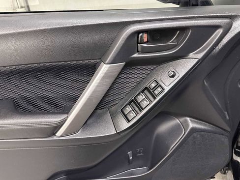 Used 2018 Subaru Forester 2.5i Premium image 15