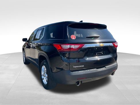 Used 2019 Chevrolet Traverse LS image 8