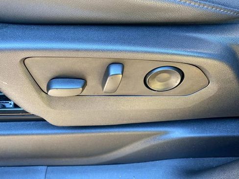 Used 2023 Chevrolet Tahoe Z71 w/ Luxury Package image 16