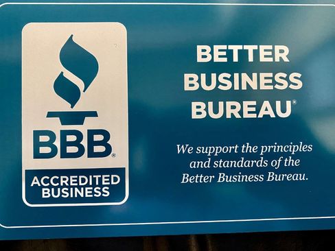 Used 2016 Mercedes-Benz GLC 300 w/ Premium Package image 23