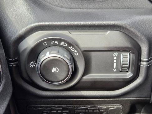 New 2026 Jeep Wrangler Sahara AWD/4WD image 22