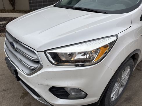 Used 2019 Ford Escape SE image 6