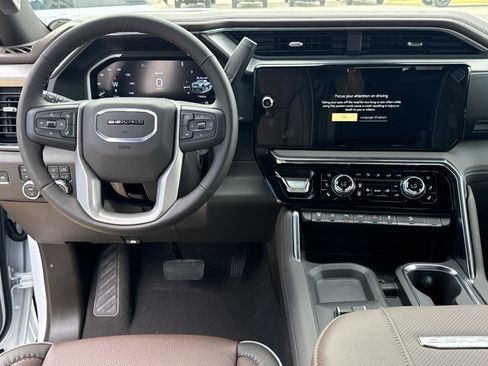 New 2026 GMC Sierra 2500 Denali w/ Denali Reserve Package image 7