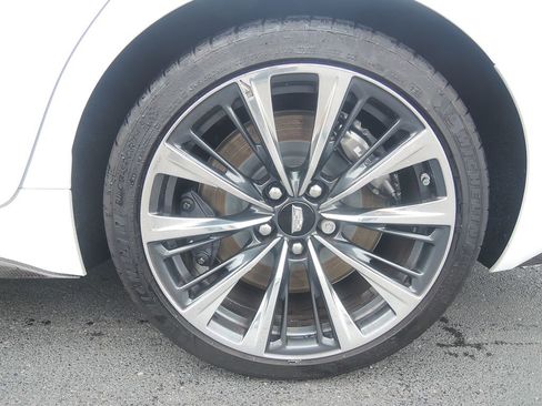 Used 2024 Cadillac CT5 V Blackwing w/ Carbon Fiber Package 2 RWD image 10