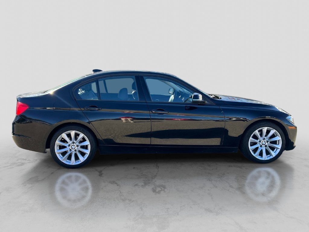 Used 2013 BMW 328i xDrive Sedan AWD/4WD image 6