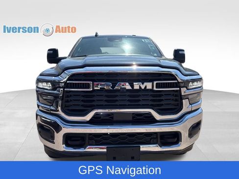 Used 2026 RAM 2500 Big Horn AWD/4WD image 5