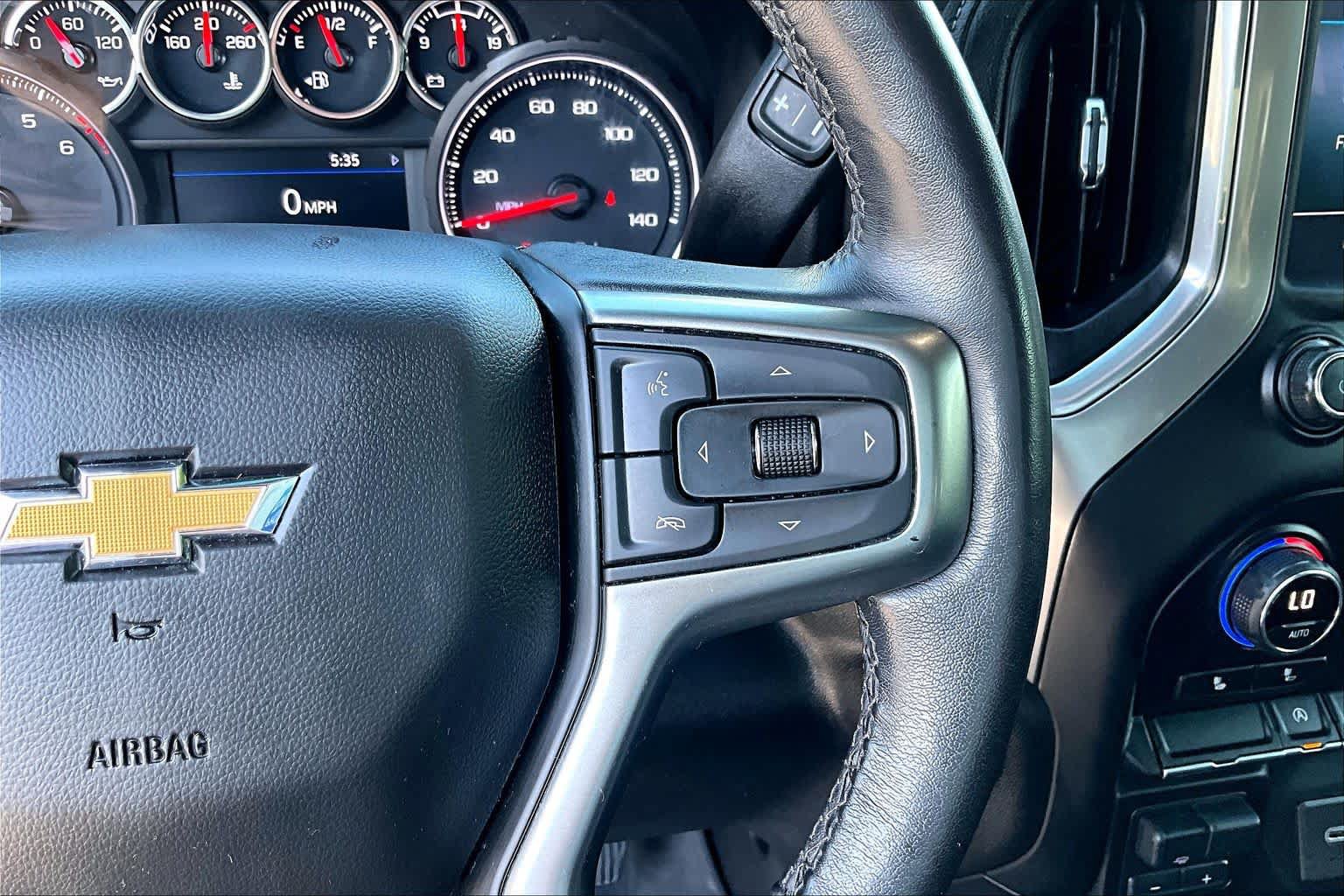 Used 2021 Chevrolet Silverado 1500 LT w/ Z71 Off-Road Package AWD/4WD image 46