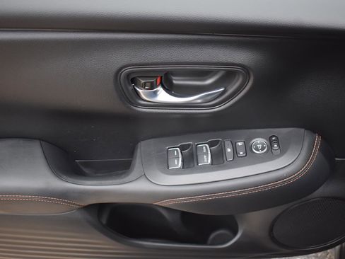 Used 2025 Honda HR-V Sport image 20