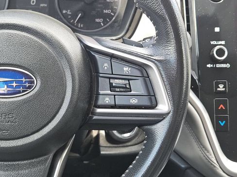Used 2025 Subaru Outback Premium AWD/4WD image 24