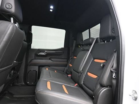 Used 2025 GMC Sierra 1500 AT4 w/ AT4 Premium Package AWD/4WD image 23
