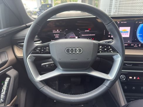 Certified 2025 Audi Q5 Prestige AWD/4WD image 35