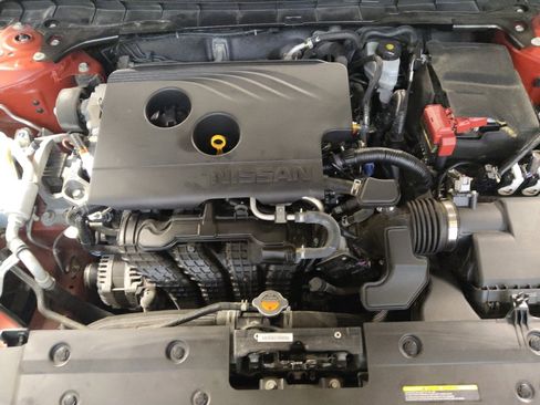 Used 2020 Nissan Altima 2.5 Platinum FWD image 30