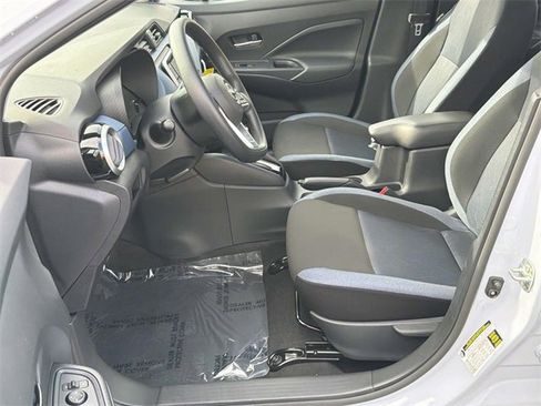 Certified 2025 Nissan Versa SV w/ Trunk Package image 22