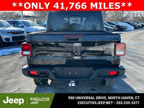 Used 2021 Jeep Gladiator Willys image 3