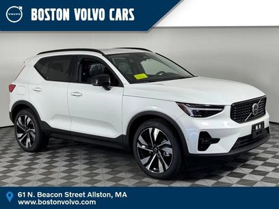 New 2026 Volvo XC40 B5 Ultra w/ Protection Package Premier