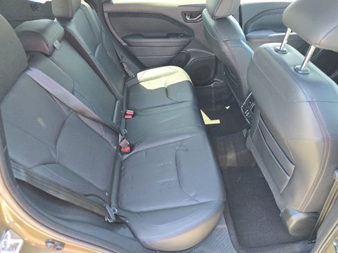 Used 2025 Subaru Forester Limited w/ Popular Package #2 AWD/4WD image 13