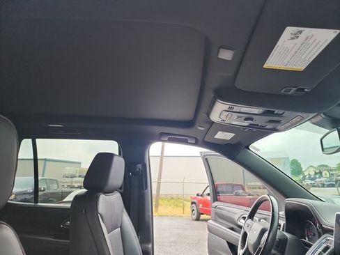 Used 2021 Chevrolet Tahoe RST AWD/4WD image 17