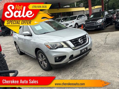 Used 2019 Nissan Pathfinder SL FWD image 1