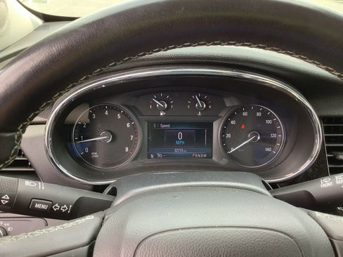 Used 2021 Buick Encore Preferred image 13