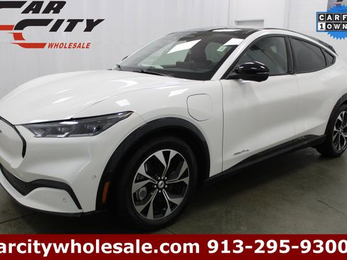 Used 2021 Ford Mustang Mach-E Premium image 1