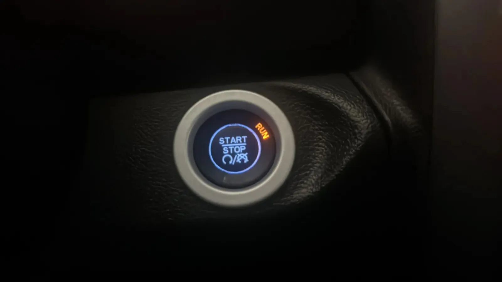 Used 2014 RAM 1500 Sport w/ Convenience Group AWD/4WD image 26