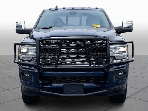 Used 2023 RAM 3500 Limited w/ Towing Technology Group image 4