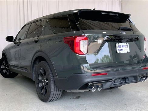 Used 2022 Ford Explorer ST w/ Equipment Group 401A RWD image 5