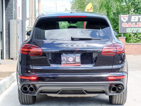 Used 2016 Porsche Cayenne S w/ Premium Plus Package AWD/4WD image 7