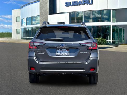 Certified 2025 Subaru Outback Premium AWD/4WD image 7