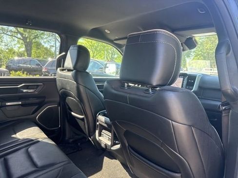 Used 2023 RAM 1500 Laramie AWD/4WD image 14