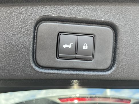 New 2026 Nissan Pathfinder SV AWD/4WD image 9