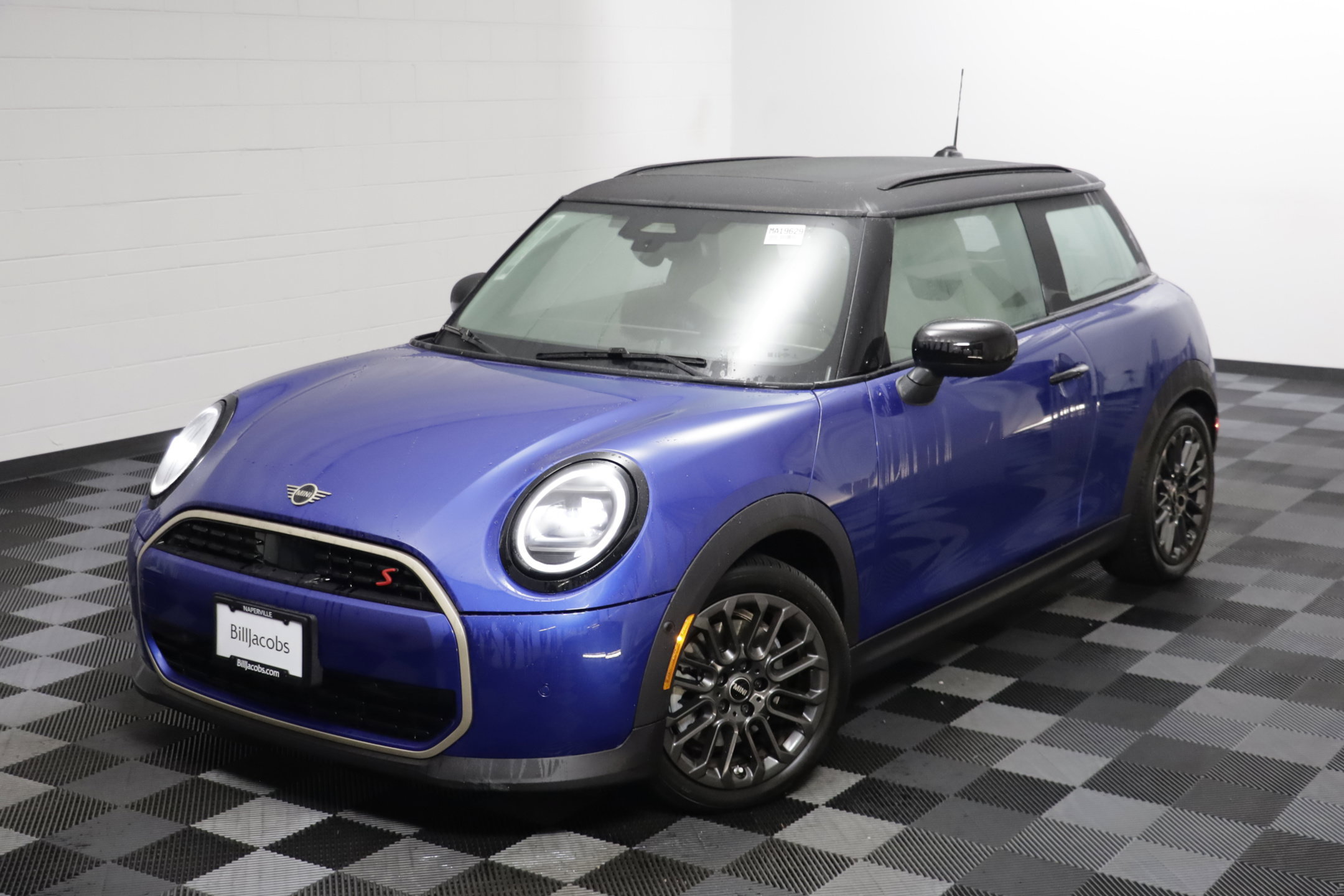 Certified 2025 MINI Cooper S FWD image 2