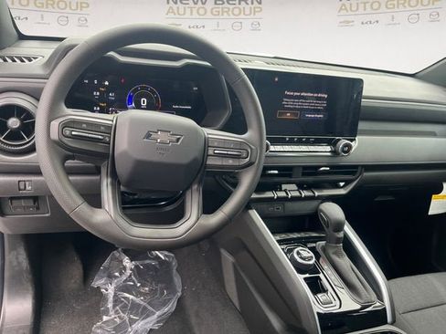 New 2026 Chevrolet Colorado Trail Boss AWD/4WD image 10