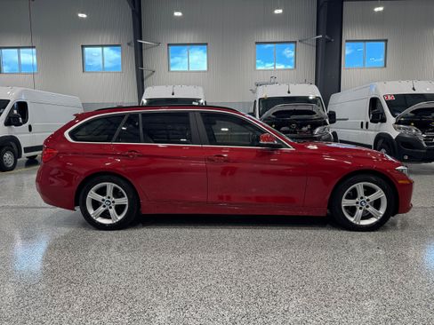 Used 2015 BMW 328i xDrive Wagon AWD/4WD image 5