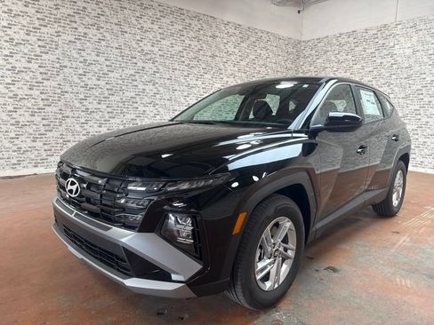 New 2026 Hyundai Tucson SE FWD image 3