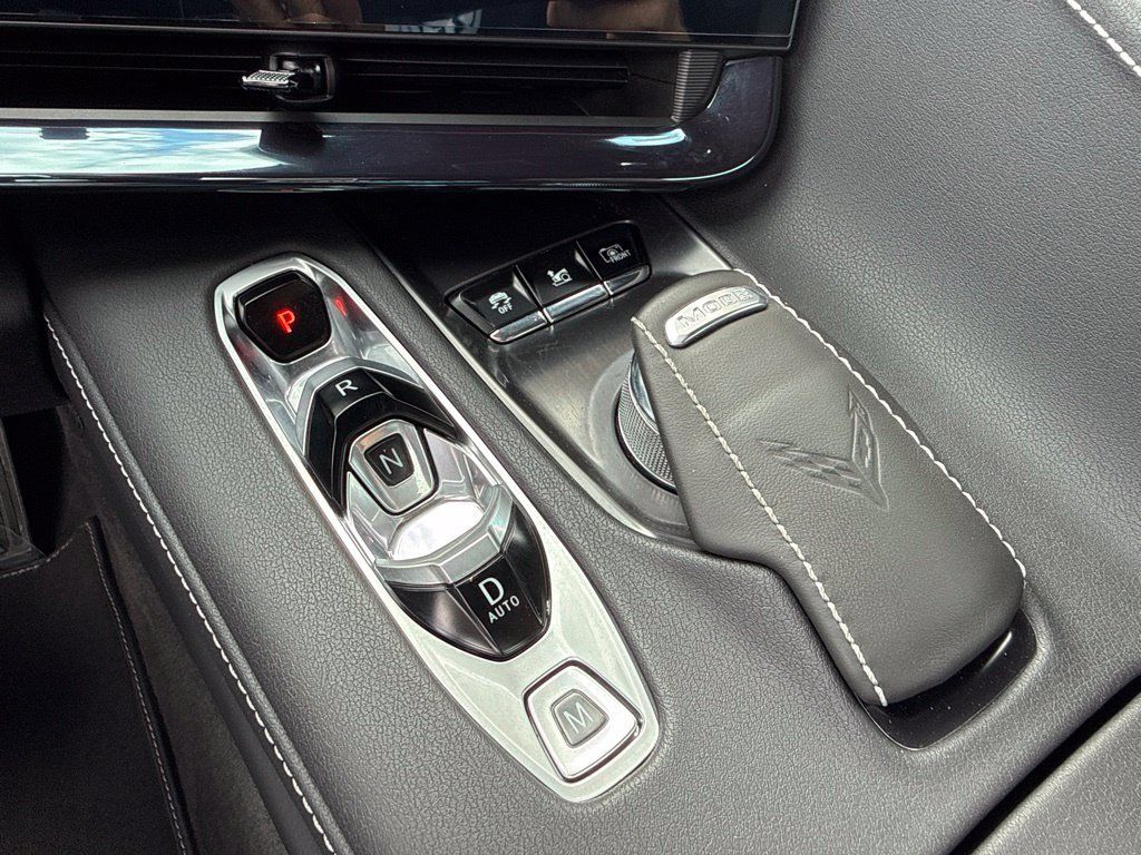 Used 2024 Chevrolet Corvette Stingray Preferred Conv w/ Stealth Interior Trim Package RWD image 20